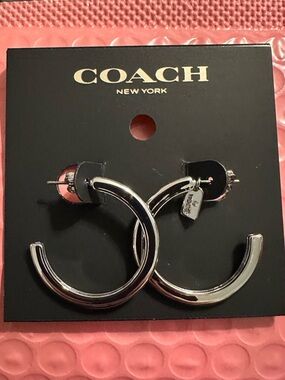 NWT Coach Women’s Silver Open Hoop Earrings